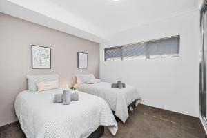 The Sepal & Swan- A Sepal Stay