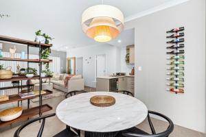 The Sepal & Swan- A Sepal Stay