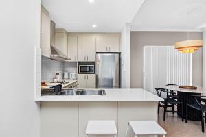 The Sepal & Swan- A Sepal Stay