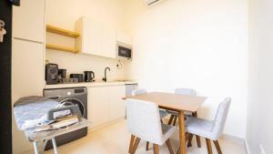 Nuzul R137 - Elegant Studio