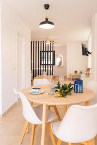 COTILLO MAR 4B- Moderno apartamento con terraza privada