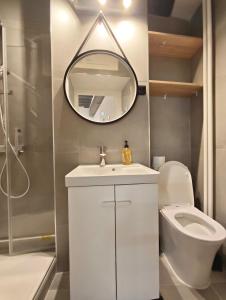 Notre Dame 3-Min Walk-Elegant Studio