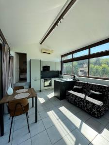 Maisonnette 2 pièces calme climatisée - Ubytování bez kategorie ve městě La Colle-sur-Loup