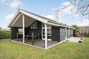 N330-Karrebaeksminde-Baekkene-224