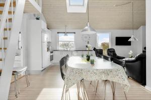 N330-Karrebaeksminde-Baekkene-224