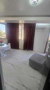 Cozy 2-Bedroom Apartment with Private Balcony- SELF CHECK-IN