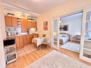 Elegant and bright flat in a quiet area