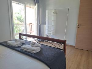 Comfort Corner Spacious & Quiet 2BR Apartment in Thessaloniki