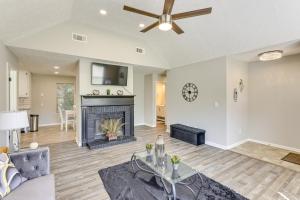 Centrally Located Prattville Home 2 Mi to Dwtn