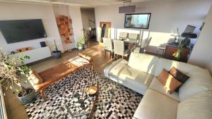 Luz, Vista Y Ubicación Insuperable En Bosque De Montemar