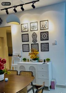 Tripple-A Homestay at Sireh Residence