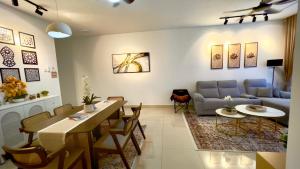 Tripple-A Homestay at Sireh Residence