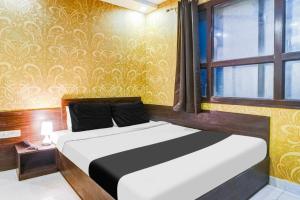 Super Collection O Sindhi Camp Formerly Hotel Abhinandan Inn