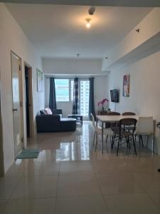 Spacious 2BR in Jazz Residences Makati