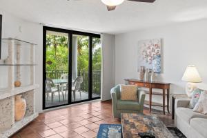 Ocean Hideaway on the Atlantic