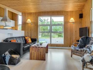 Holiday Home Hereth - 700m from the sea by Interhome