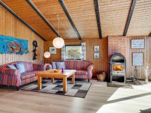 Holiday Home Madita - 310m from the sea by Interhome