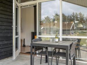 Holiday Home Frerich - 1-5km from the sea by Interhome