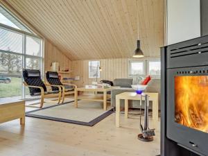 Holiday Home Frerich - 1-5km from the sea by Interhome