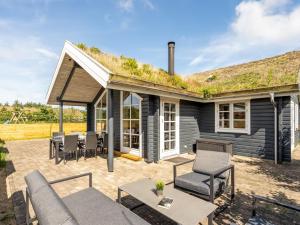 Holiday Home Annemie - 1-8km from the sea by Interhome