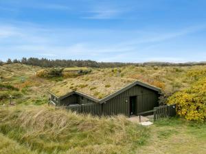 Holiday Home Hunved - 500m from the sea by Interhome