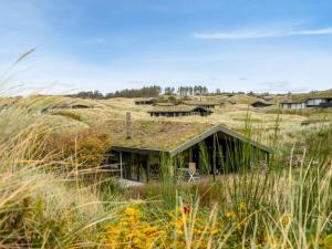 Holiday Home Hunved - 500m from the sea by Interhome