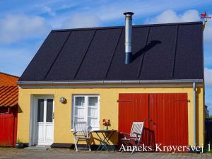 Apartment Elle - 50m from the sea by Interhome