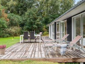 Holiday Home Heino - 3-5km from the sea by Interhome