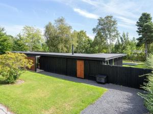 Holiday Home Hævnir - 1km from the sea by Interhome