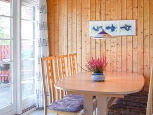 Holiday Home Ulla - 300m from the sea by Interhome