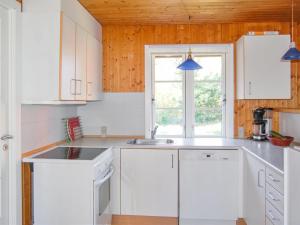 Holiday Home Ulla - 300m from the sea by Interhome