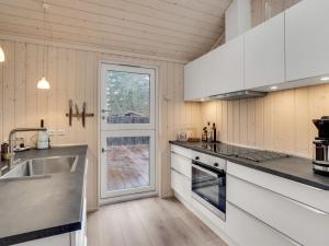Holiday Home Doritte - 125m from the sea by Interhome