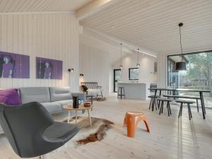 Holiday Home Miljanka - 175m from the sea by Interhome