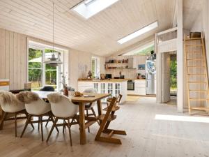Holiday Home Grethe - 750m from the sea by Interhome