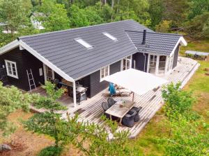 Holiday Home Grethe - 750m from the sea by Interhome
