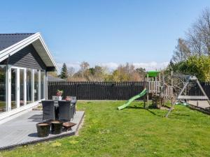 Holiday Home Øllegaard - 1km from the sea by Interhome