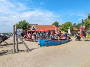 Holiday Home Anniek - 1km to the fjord by Interhome