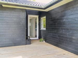 Holiday Home Jonnhild - 450m from the sea by Interhome