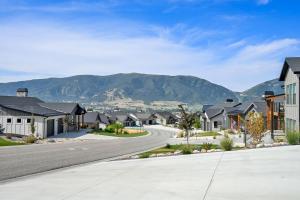 Brand NEW Entire home in Eden Utah
