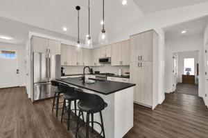 Brand NEW Entire home in Eden Utah