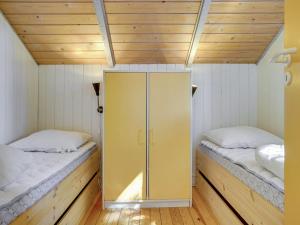 Holiday Home Erly - 500m from the sea by Interhome