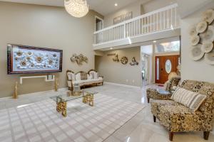 Indoor and Outdoor Entertainment! Luxe Michigan Home