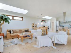 Holiday Home Esta - from the sea by Interhome