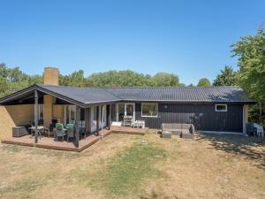 Holiday Home Janin - 210m from the sea by Interhome - 3hvězdičkové hotely ve městě Rodby