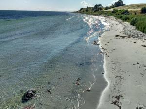 Holiday Home Miona - 725m from the sea by Interhome