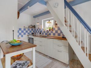 Holiday Home Eeli - 150m from the sea by Interhome