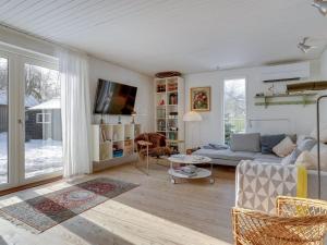 Holiday Home Eeli - 150m from the sea by Interhome