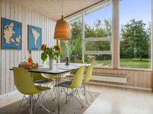 Holiday Home Ilse - 300m from the sea by Interhome