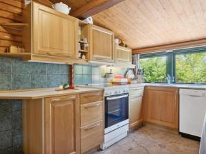 Holiday Home Sander - 800m from the sea by Interhome