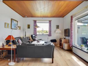 Holiday Home Slavjanka - 2km from the sea by Interhome